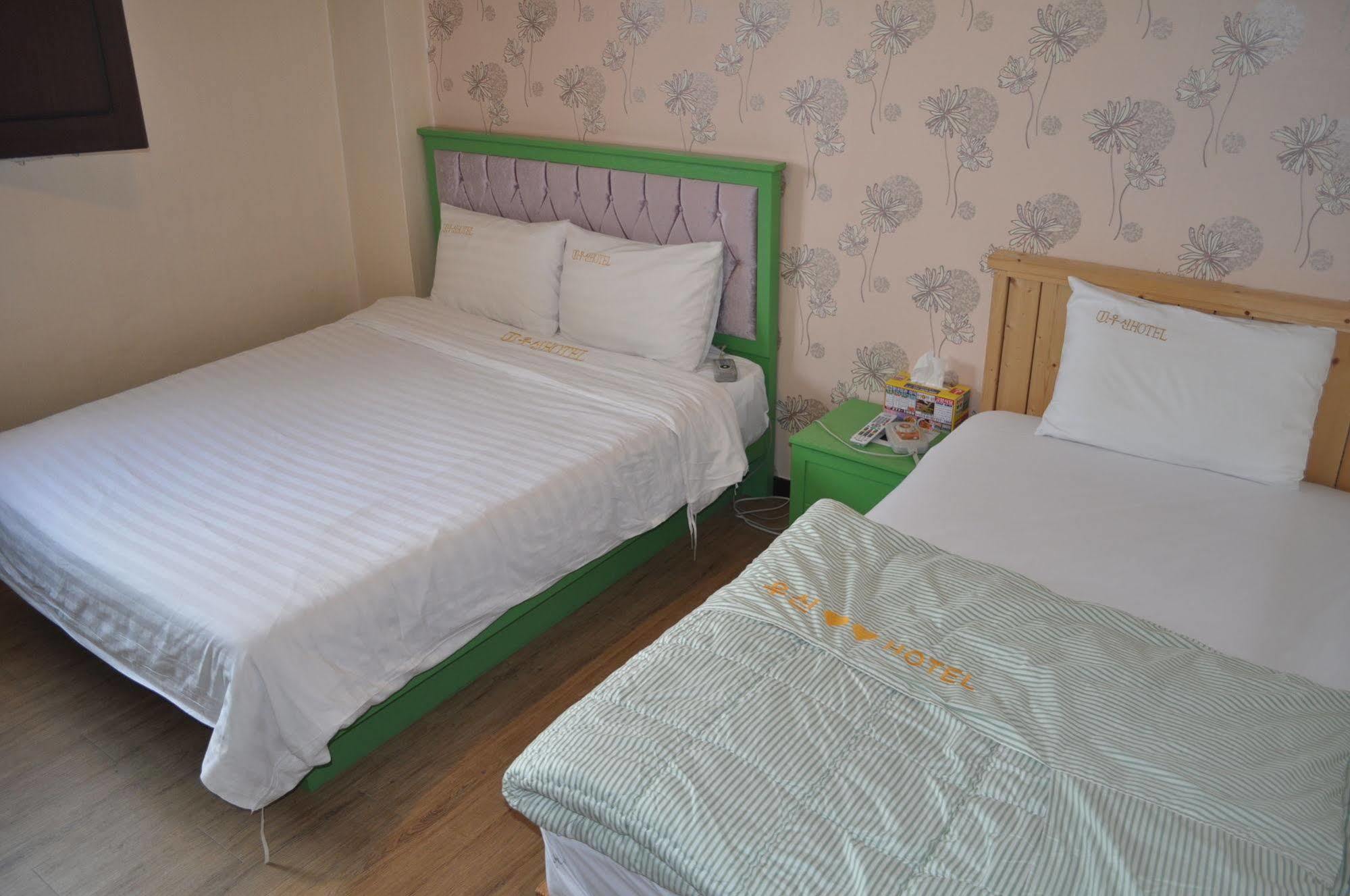 Goodstay Woosin Hotel Jeonju Exterior photo